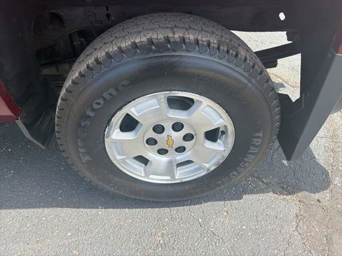 Used 2017 Chevrolet Silverado 1500 LT w/ All Star Edition AWD/4WD image 12