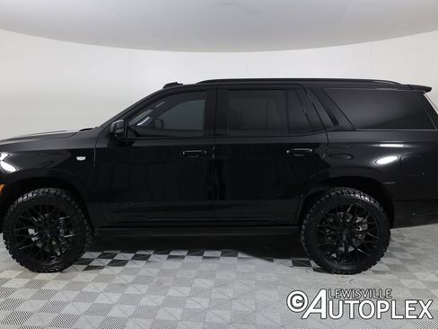 Used 2026 Cadillac Escalade Platinum Sport w/ LPO, ONYX Package AWD/4WD image 8