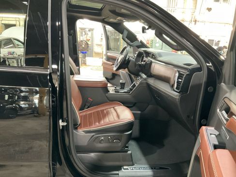 Used 2024 GMC Sierra 1500 Denali Ultimate AWD/4WD image 28