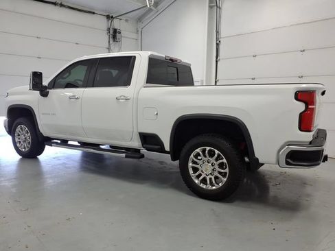 Used 2025 Chevrolet Silverado 2500 LTZ w/ LTZ Premium Package AWD/4WD image 6