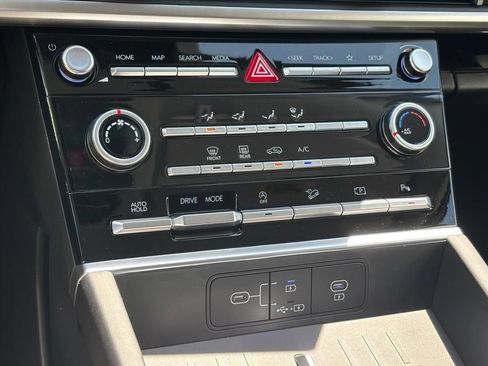 New 2026 Hyundai Santa Fe SE FWD image 17