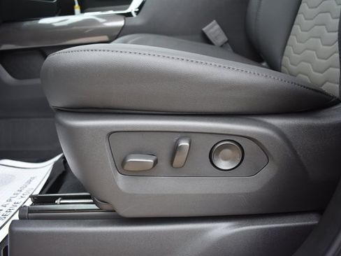 New 2026 Chevrolet Silverado 2500 ZR2 w/ LPO, Dark Essentials Package AWD/4WD image 19