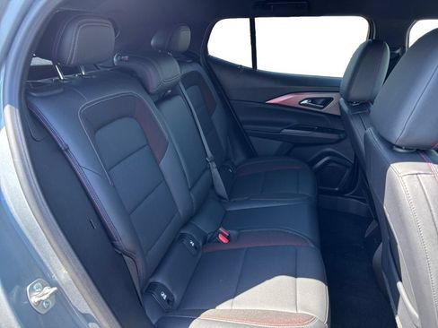 Certified 2024 Chevrolet Equinox EV RS FWD image 18