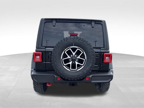 New 2026 Jeep Wrangler Unlimited Rubicon AWD/4WD image 4