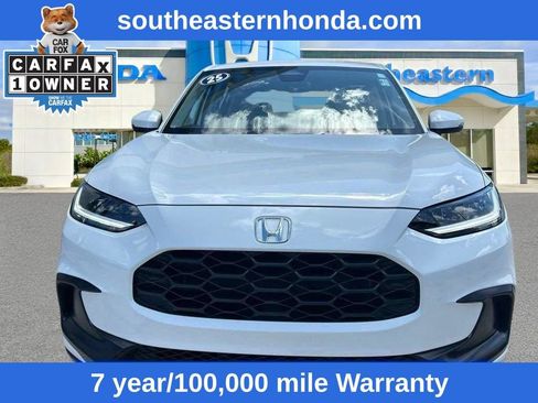 Used 2025 Honda HR-V LX image 2