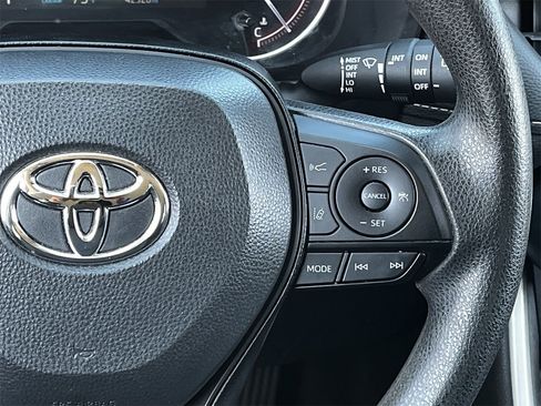 Used 2024 Toyota RAV4 XLE image 14