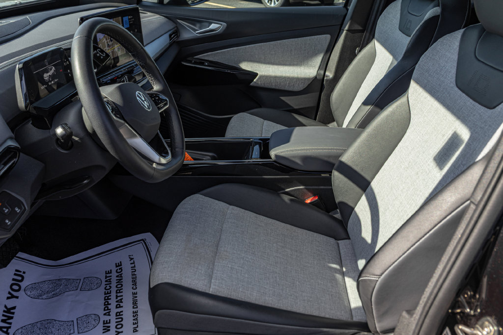 Certified 2023 Volkswagen ID.4 Pro RWD image 14