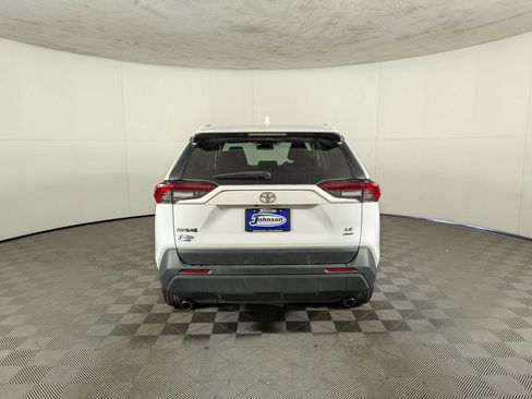 Used 2024 Toyota RAV4 LE image 8