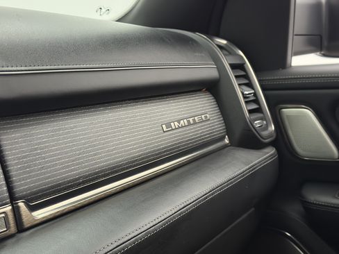 Used 2019 RAM 1500 Limited AWD/4WD image 26