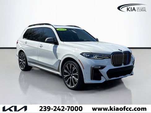 Used 2020 BMW X7 M50i w/ Executive Package image 7
