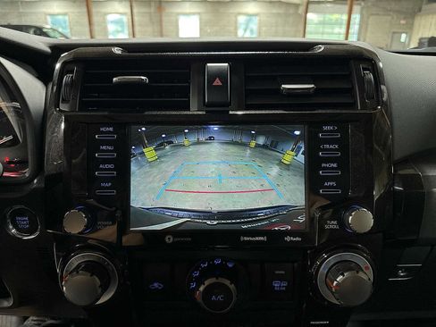 Used 2024 Toyota 4Runner TRD Off-Road Premium w/ Moonroof Package AWD/4WD image 25