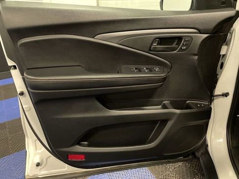 Certified 2023 Honda Passport TrailSport image 13