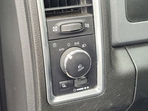 Used 2020 RAM 1500 Classic Warlock w/ Electronics Group image 19