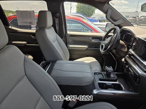 Used 2026 Chevrolet Silverado 1500 RST w/ Convenience Package II AWD/4WD image 9
