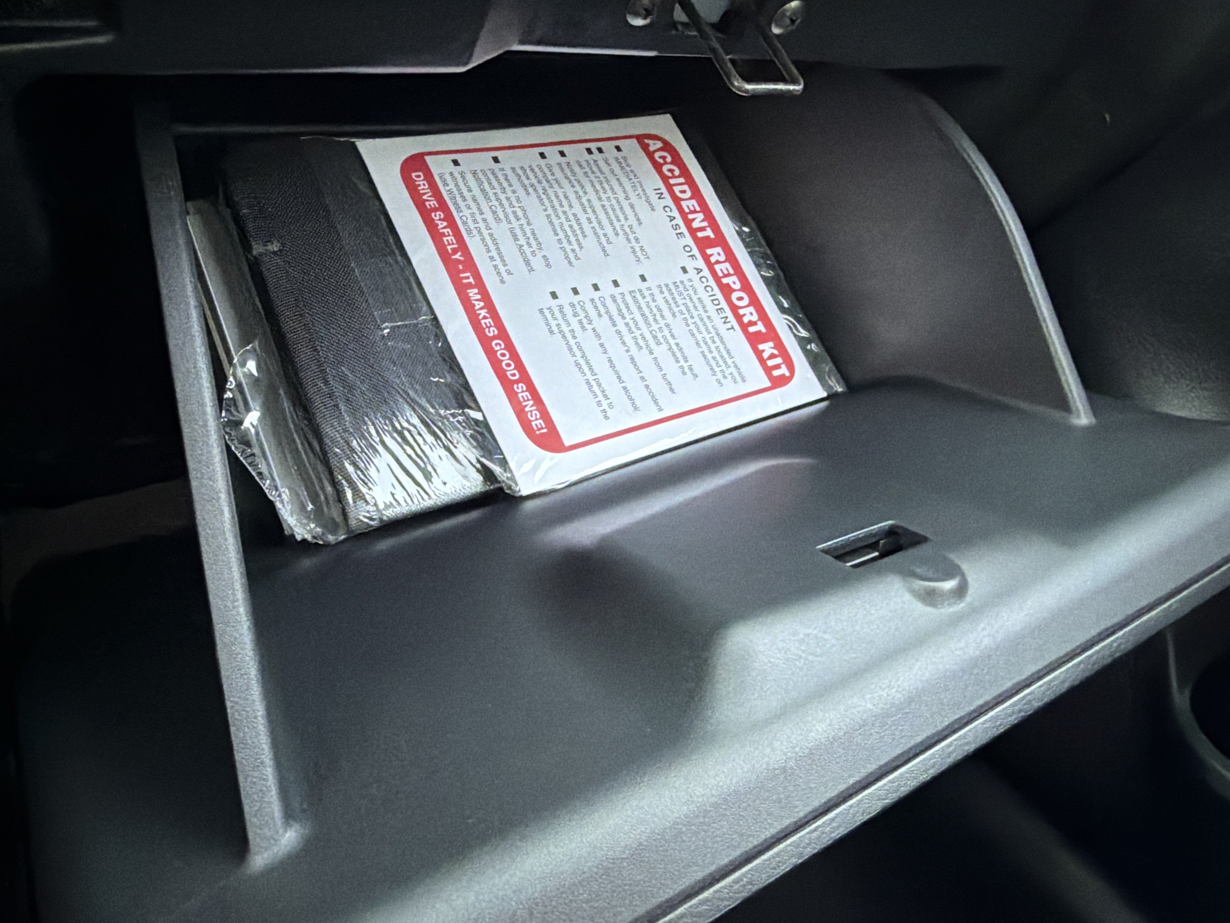 Used 2021 Nissan Versa S FWD image 34