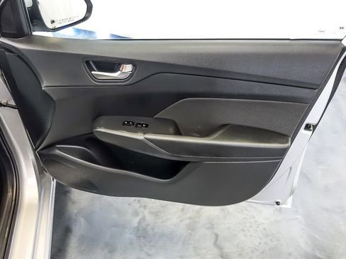 Used 2020 Hyundai Accent SEL FWD image 28