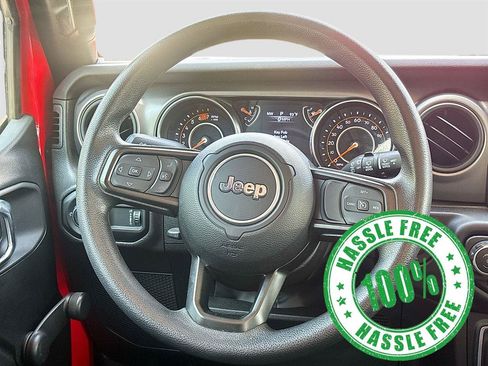 Used 2023 Jeep Wrangler Unlimited Sport AWD/4WD image 3