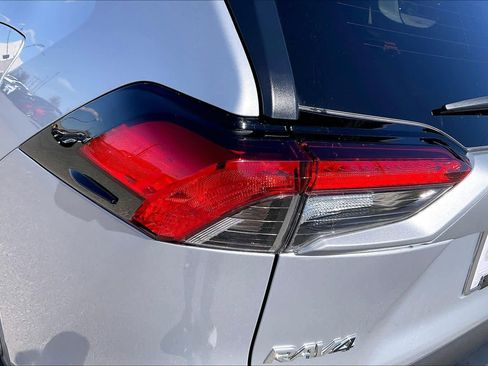 Used 2024 Toyota RAV4 XLE image 29