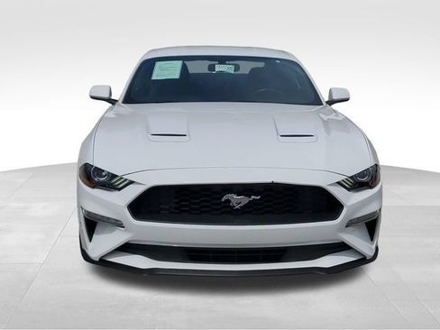 Used 2018 Ford Mustang Coupe w/ Equipment Group 101A RWD image 2