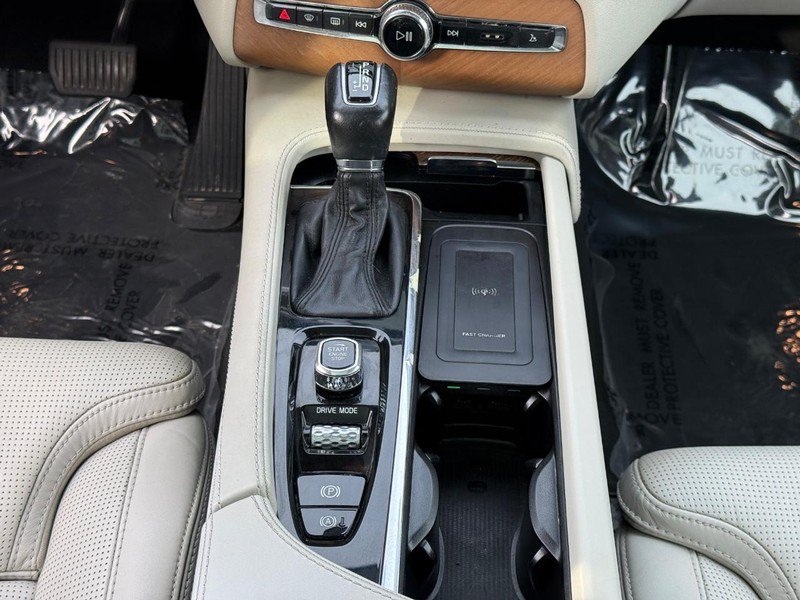 Used 2018 Volvo XC90 T6 Inscription w/ Convenience Package AWD/4WD image 18