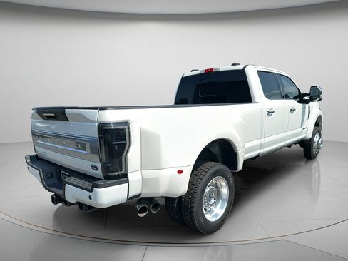 Used 2021 Ford F450 Platinum w/ FX4 Off-Road Package AWD/4WD image 7