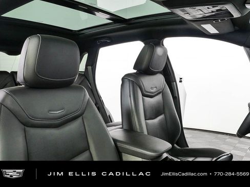 Certified 2023 Cadillac XT5 Premium Luxury w/ Technology Package FWD image 23