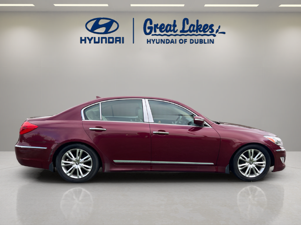 Used 2013 Hyundai Genesis 3.8 w/ Premium Pkg RWD image 6