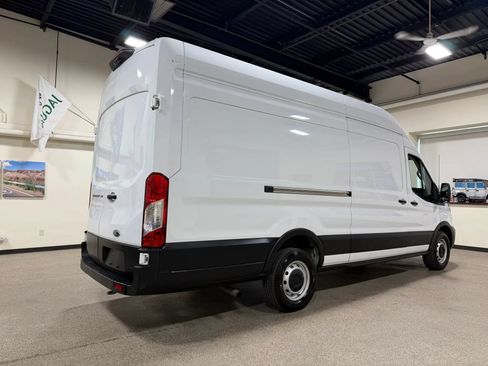Used 2023 Ford Transit 250 148 High Roof Extended RWD image 5
