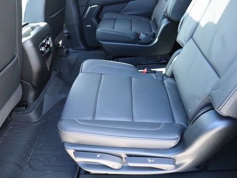 New 2026 GMC Yukon XL Denali w/ Sun & Power Step Package image 12