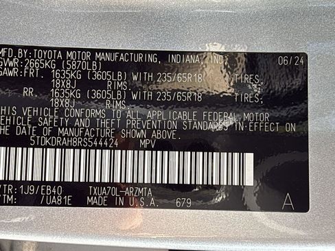 Certified 2024 Toyota Highlander XLE image 21