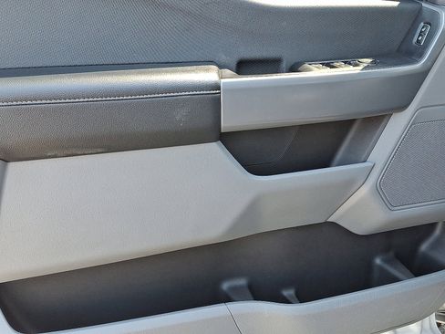 Used 2023 Ford F150 XLT image 12