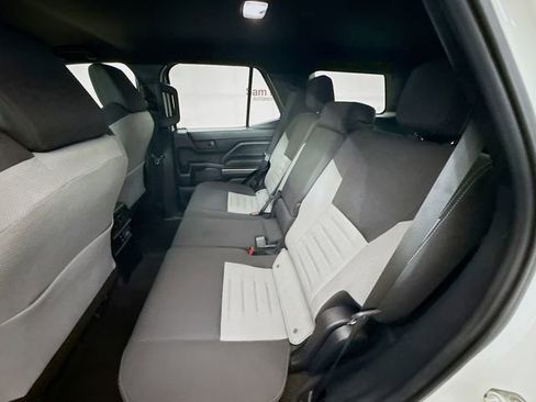 Used 2025 Toyota 4Runner TRD Off-Road image 24