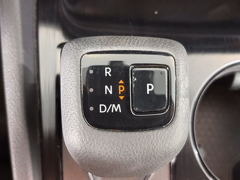 Used 2023 Nissan Rogue SV AWD/4WD image 25