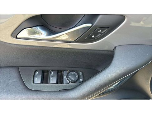 Used 2023 Chevrolet Blazer LT w/ Convenience Package image 19