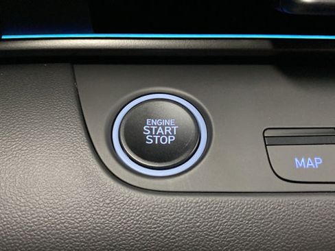 New 2026 Hyundai Elantra N FWD image 22