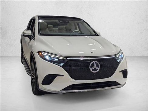 Certified 2023 Mercedes-Benz EQS 450+ SUV image 3