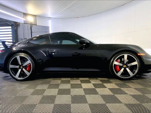 Used 2024 Porsche 911 Carrera S image 8