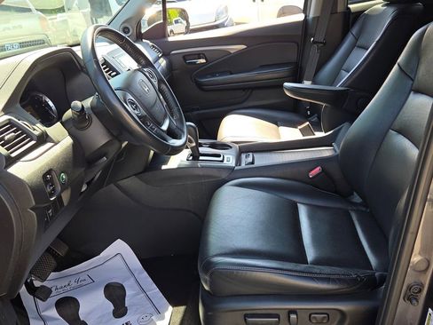 Used 2017 Honda Ridgeline RTL image 5
