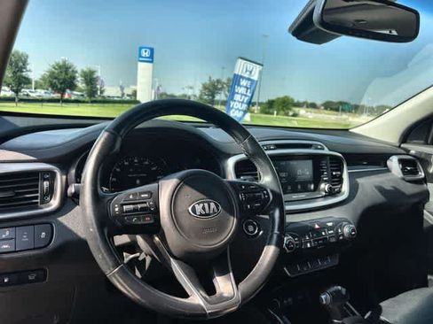 Used 2018 Kia Sorento EX w/ EX Advanced Touring Package FWD image 15