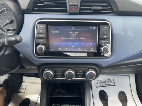 Used 2023 Nissan Versa SV image 15