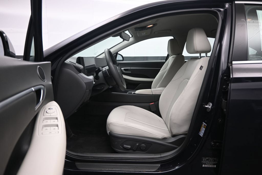 Used 2024 Hyundai Sonata SEL FWD image 22