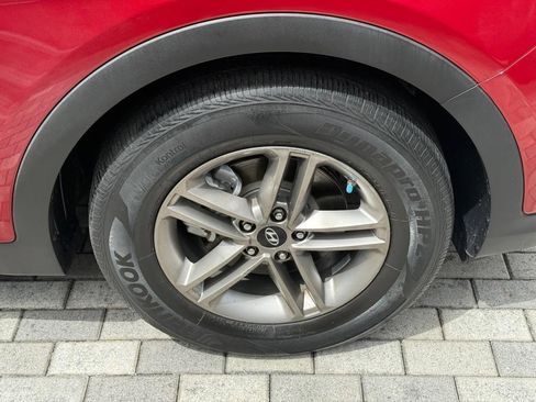 Used 2017 Hyundai Santa Fe Sport image 37