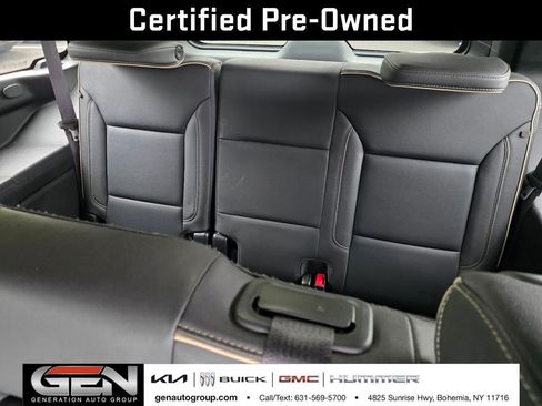 Used 2024 GMC Yukon SLT image 14
