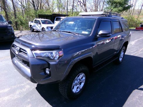 Used 2021 Toyota 4Runner SR5 Premium w/ Moonroof Package image 5