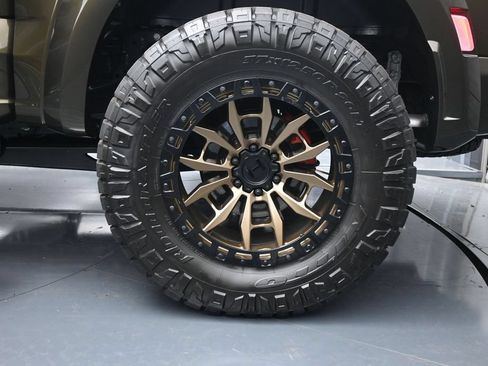 Certified 2025 Ford F150 Raptor w/ Equipment Group 803A Raptor R AWD/4WD image 24