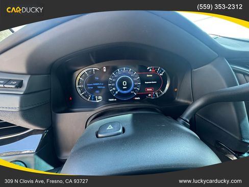 Used 2019 Cadillac Escalade Platinum w/ Escalade Sport Edition AWD/4WD image 13