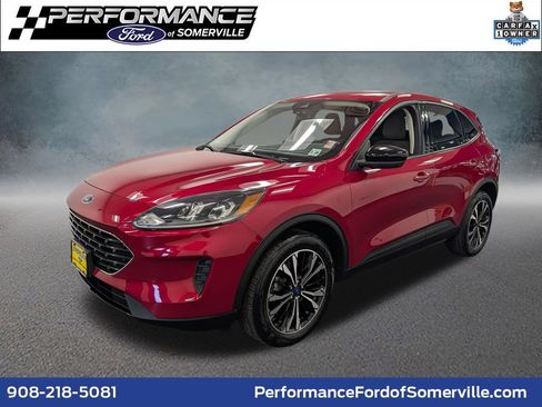 Used 2022 Ford Escape SE w/ SE Sport Appearance Package AWD/4WD image 1
