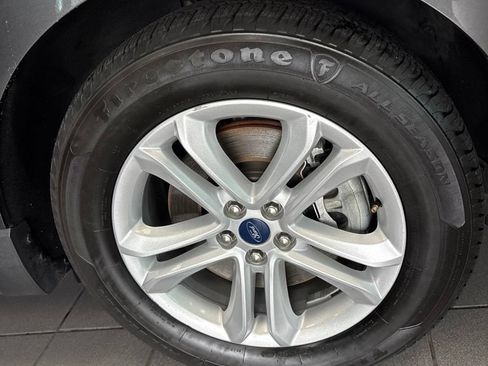 Used 2020 Ford Edge SEL AWD/4WD image 10