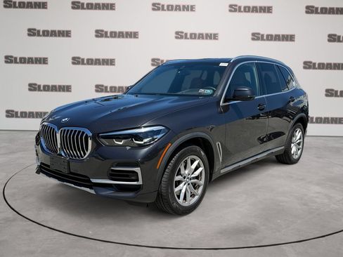 Certified 2022 BMW X5 xDrive40i w/ Premium Package AWD/4WD image 1