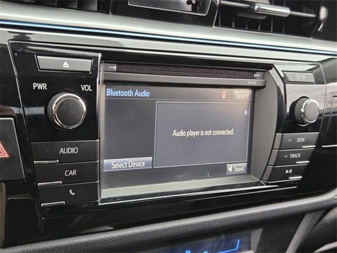 Used 2015 Toyota Corolla S image 27